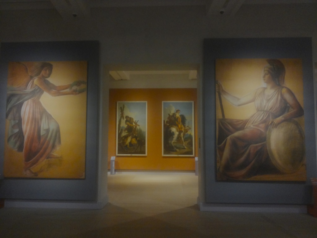 "Da Tiepolo a Carrà". Veduta della mostra allestita presso le Gallerie d'Italia, dicembre 2014.
