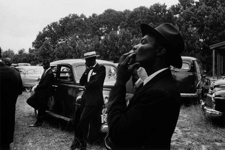 robert-frank-funerale-st-helena-south-carolina-1955